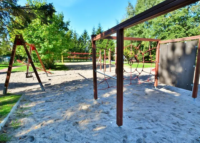 Year-Round Holiday Houses, Ustronie Morskie